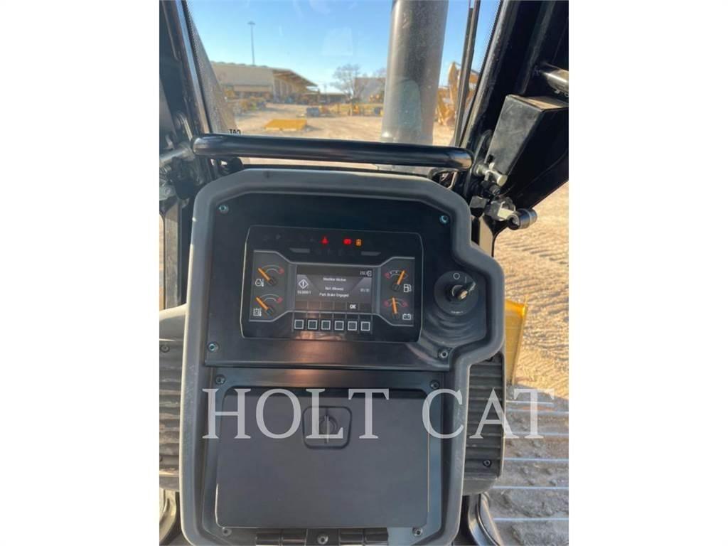 CAT D2 LGPCAB 履帶推土機