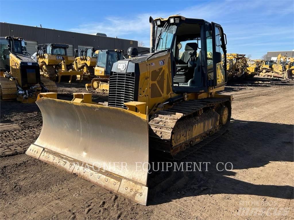 CAT D3 履帶推土機