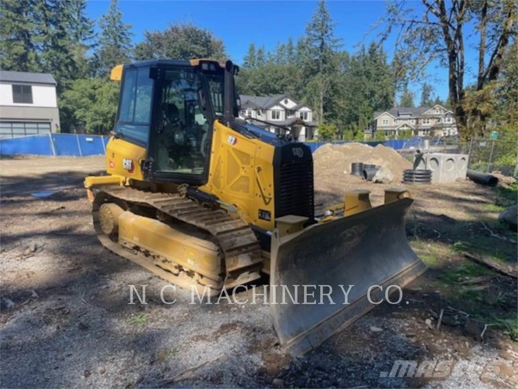 CAT D3 履帶推土機