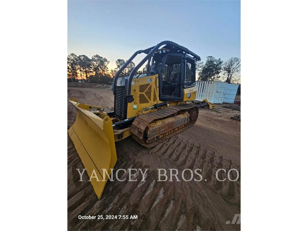 CAT D3 履帶推土機