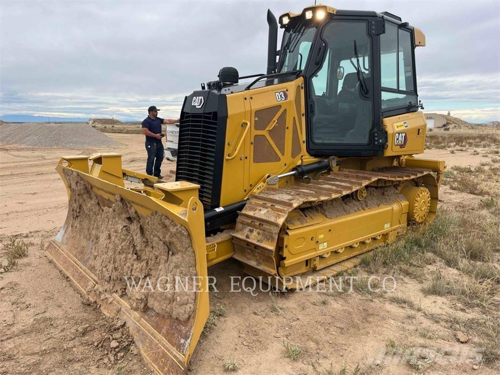 CAT D3 履帶推土機