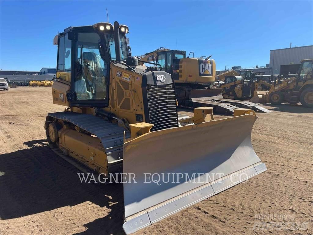 CAT D3 履帶推土機