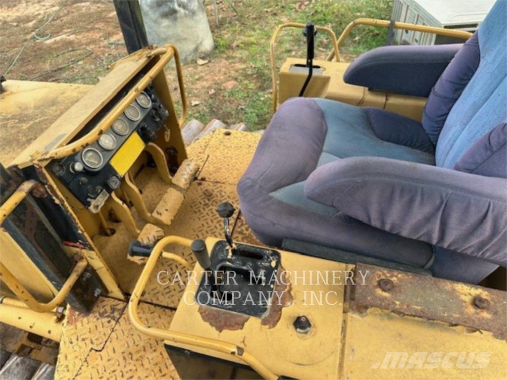 CAT D3BLGP 履帶推土機