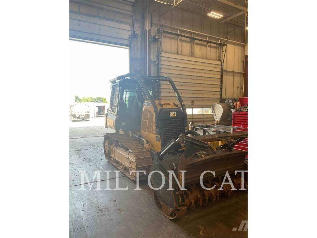 CAT D3K 2 XL 履帶推土機