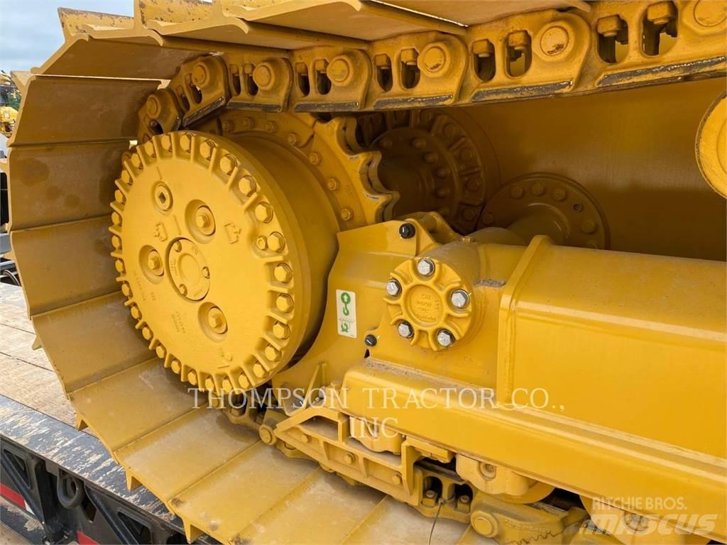 CAT D4 履帶推土機