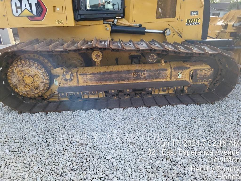 CAT D4 履帶推土機