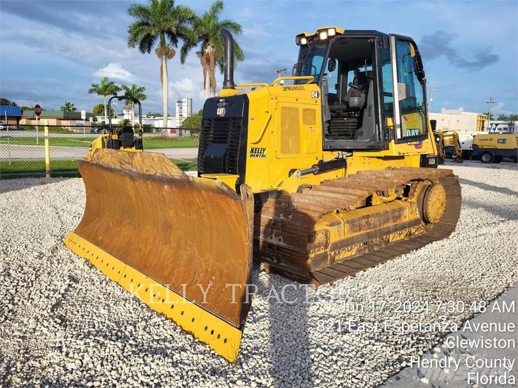 CAT D4 履帶推土機