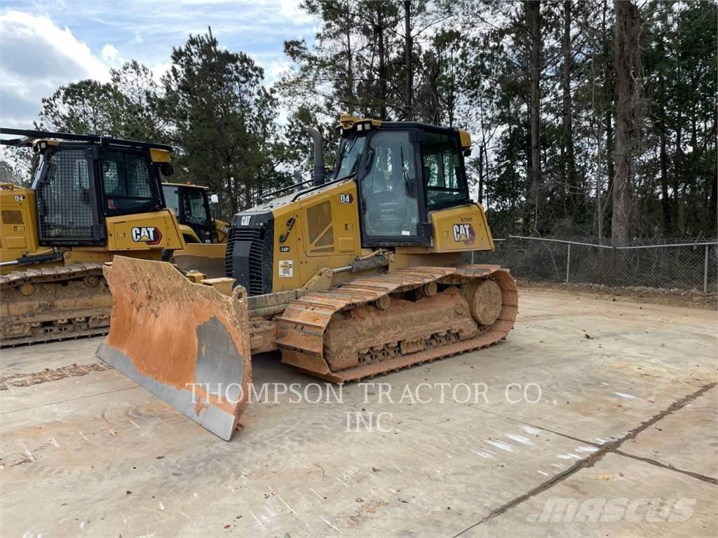 CAT D4 履帶推土機