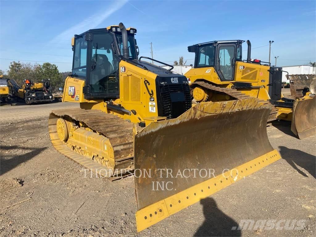 CAT D4 履帶推土機