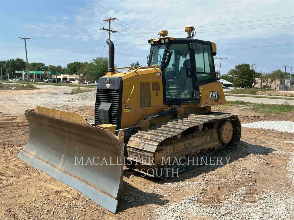 CAT D4 履帶推土機