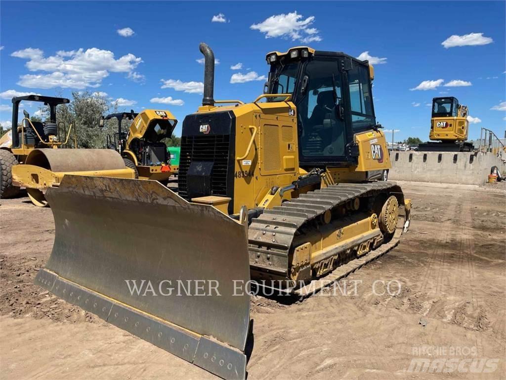 CAT D4 履帶推土機