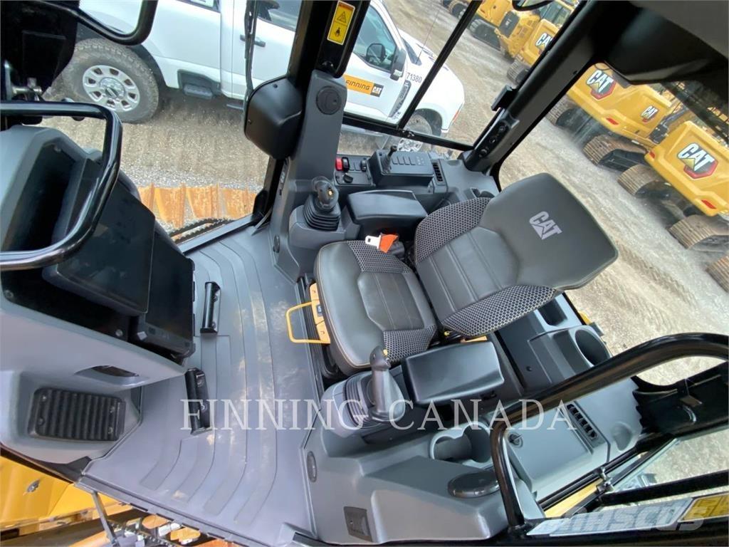 CAT D4-16 LGP 履帶推土機