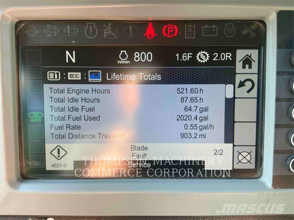 CAT D4 LGP 履帶推土機