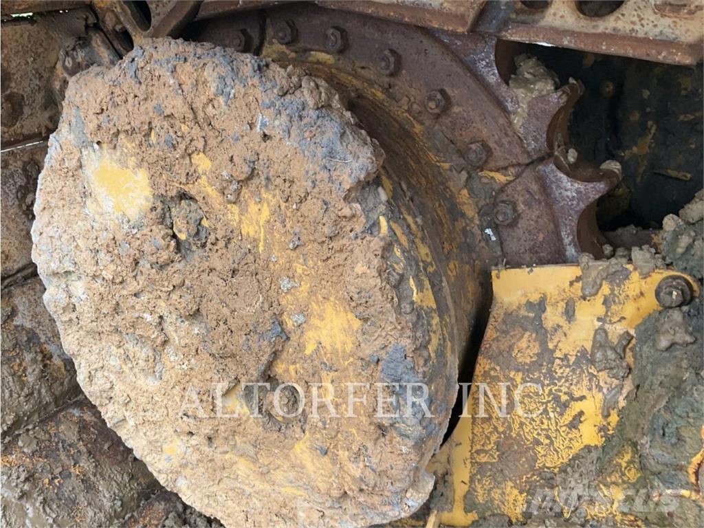 CAT D4 LGP 3D 履帶推土機