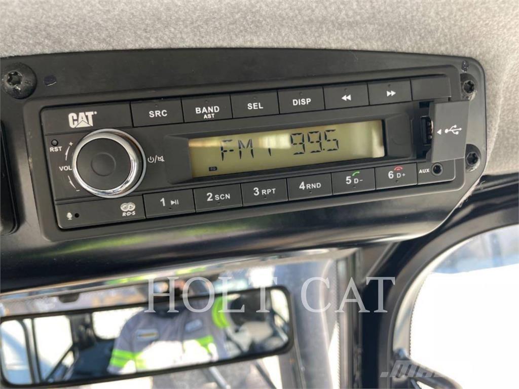 CAT D4 LGPCAB 輪胎式裝載機