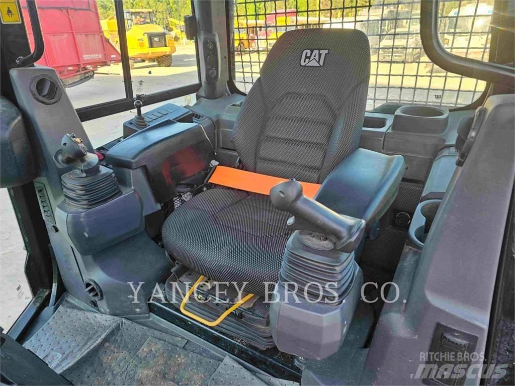 CAT D4 XL 履帶推土機