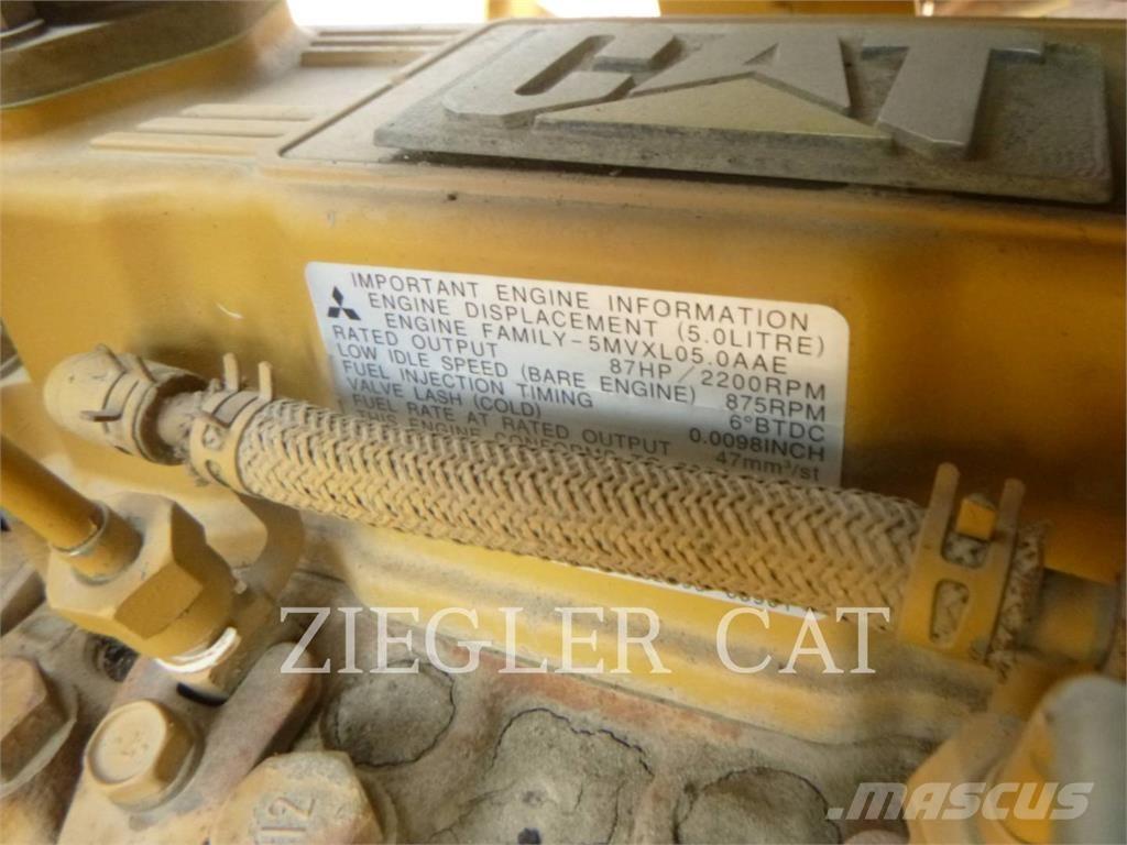 CAT D4GLGP 履帶推土機