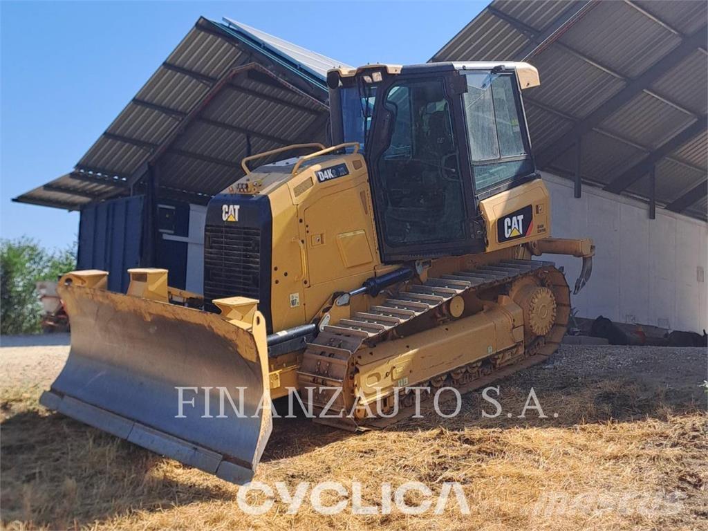 CAT D4K2 履帶推土機