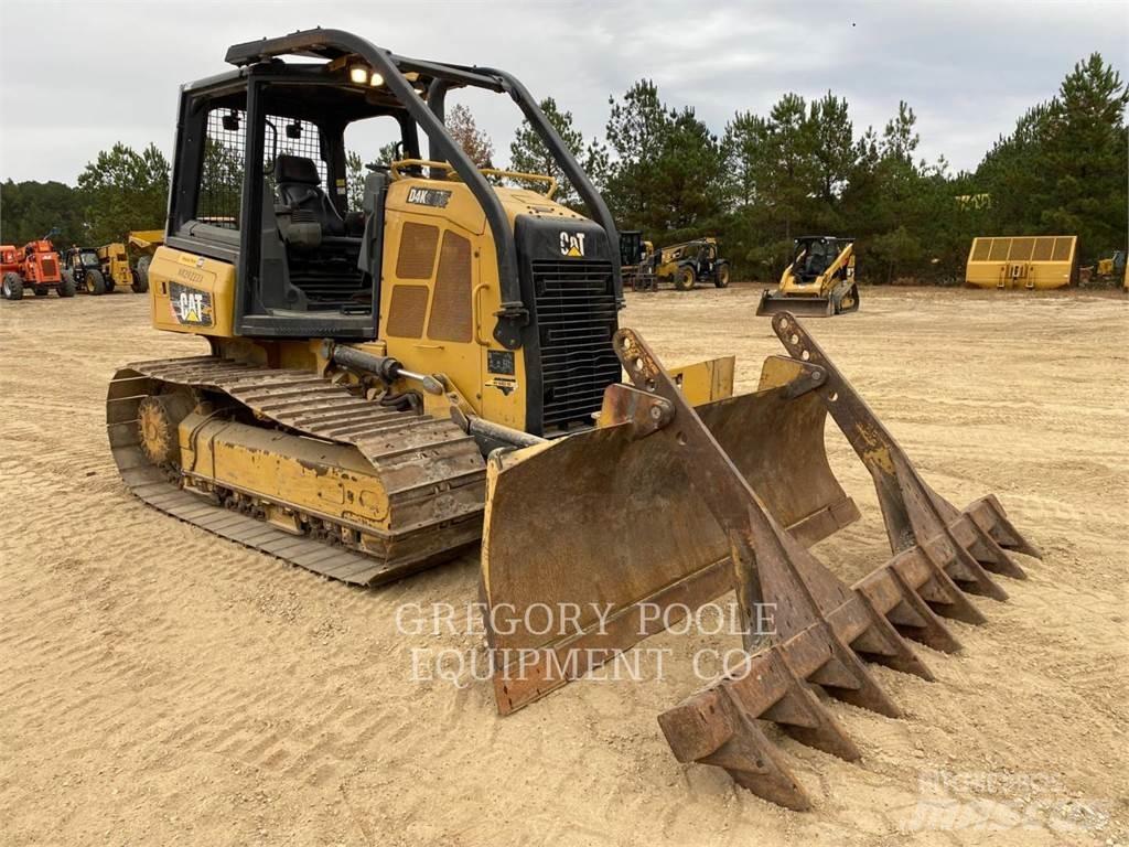 CAT D4K2LGP 履帶推土機