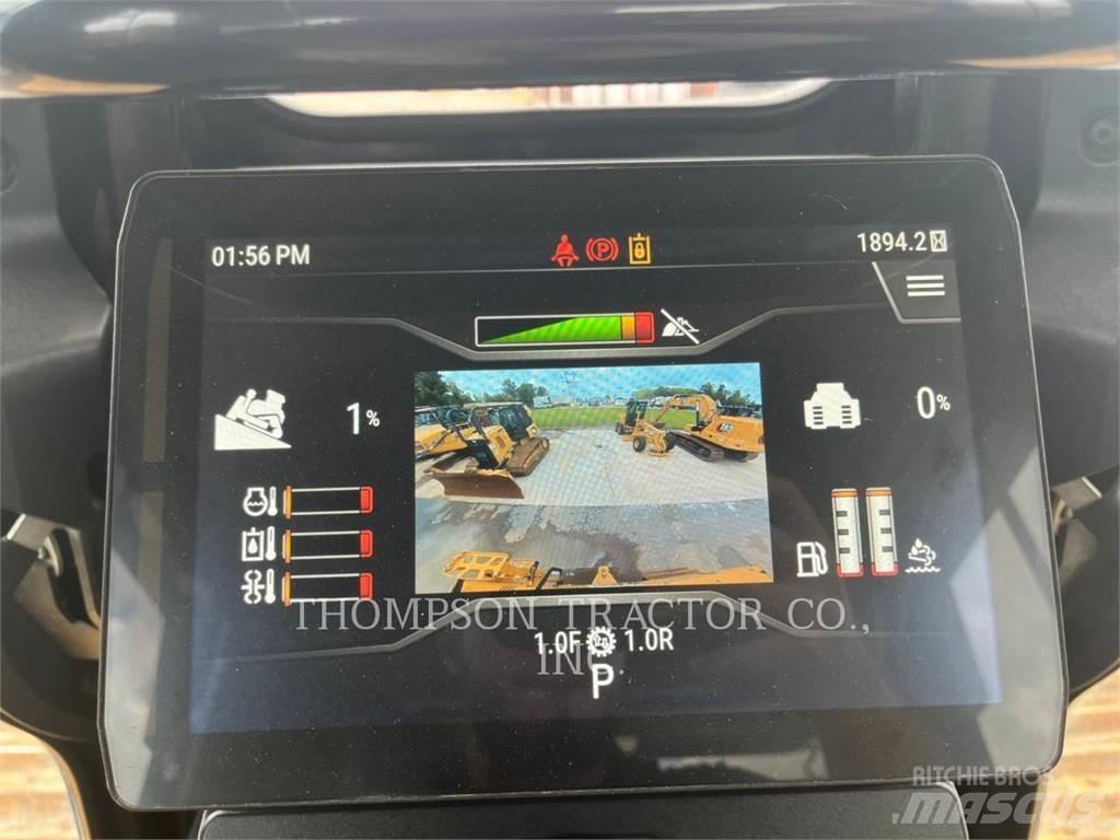 CAT D5 履帶推土機
