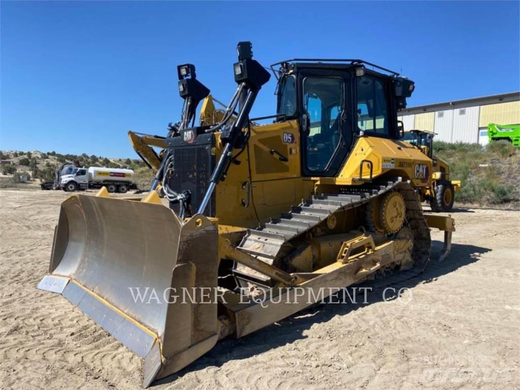 CAT D5 履帶推土機