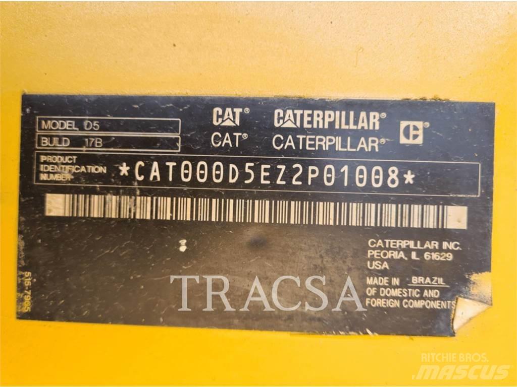 CAT D5 履帶推土機