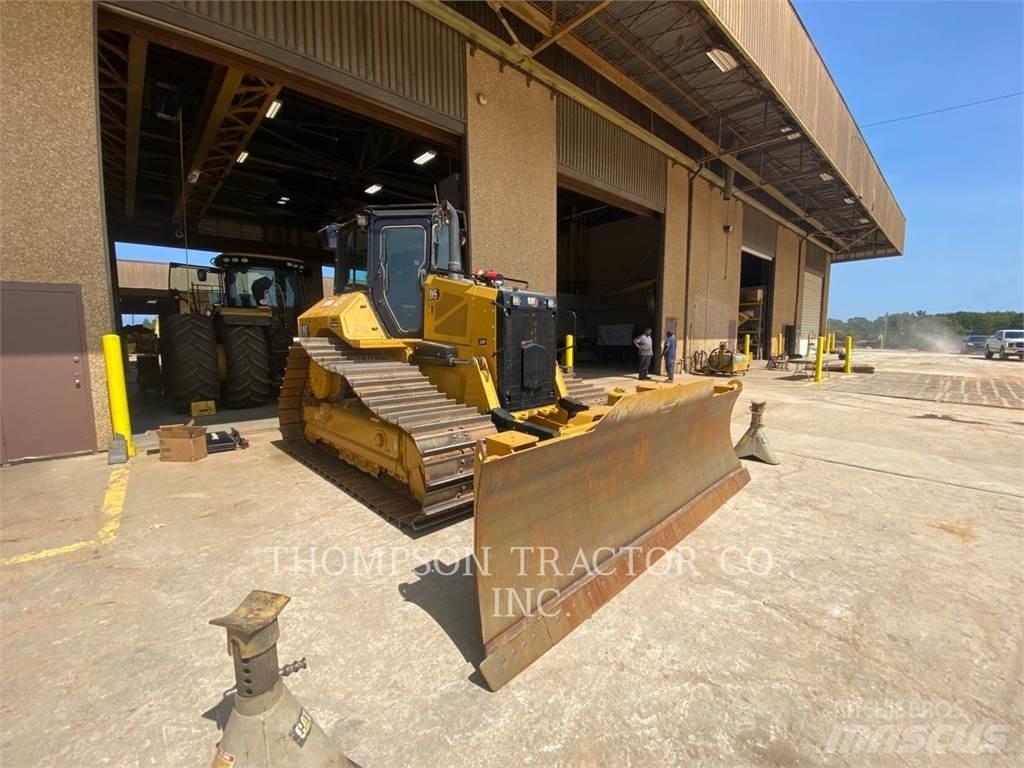 CAT D5 履帶推土機