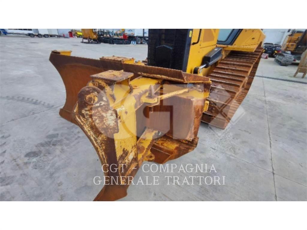 CAT D5 履帶推土機