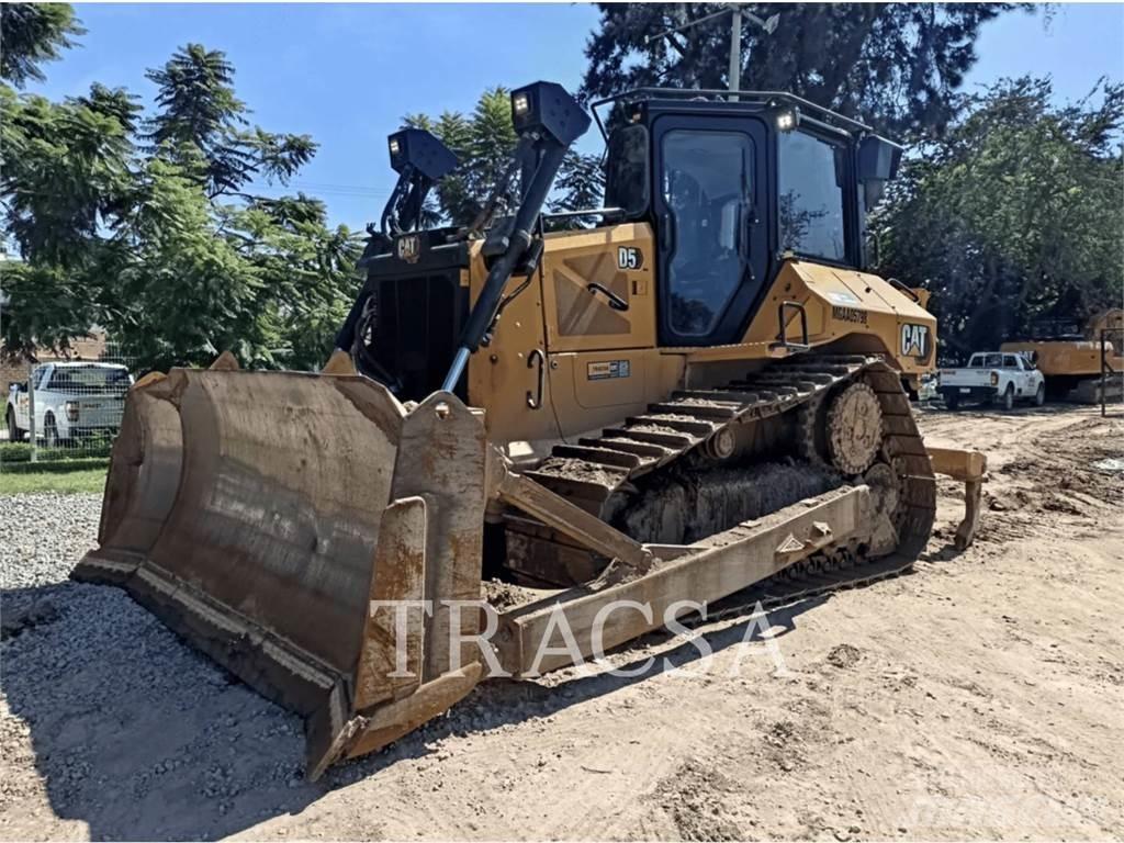 CAT D5 履帶推土機