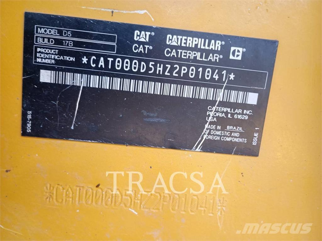CAT D5 履帶推土機