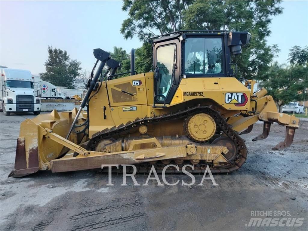 CAT D5 履帶推土機