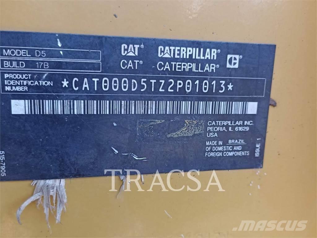 CAT D5 履帶推土機