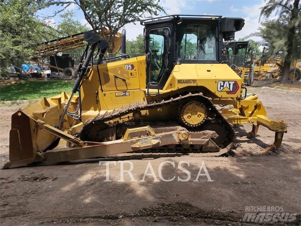 CAT D5 履帶推土機