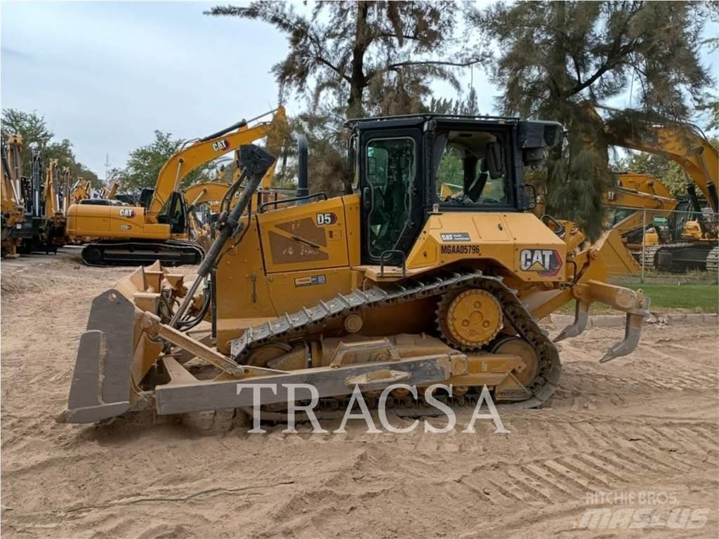 CAT D5 履帶推土機