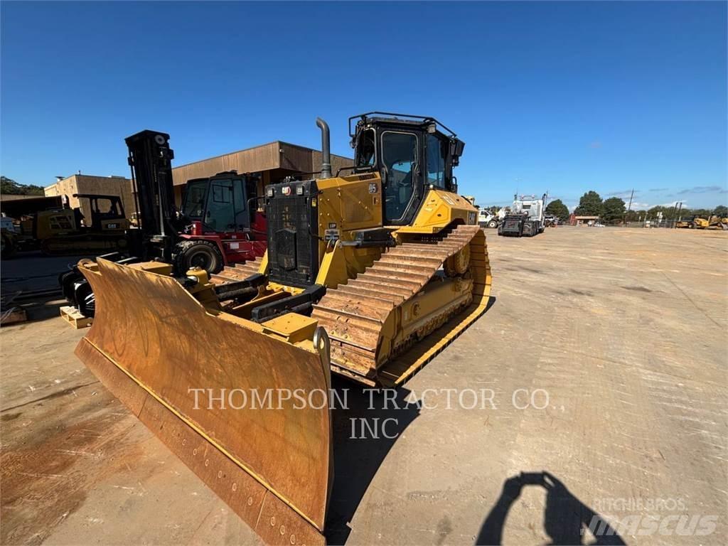 CAT D5 履帶推土機