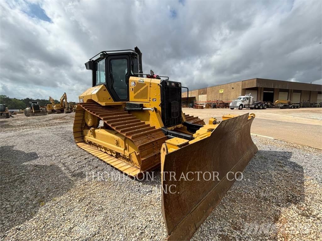 CAT D5 履帶推土機