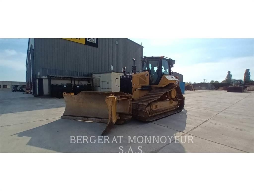 CAT D5 履帶推土機