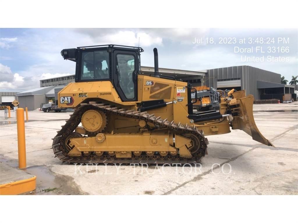 CAT D5 履帶推土機