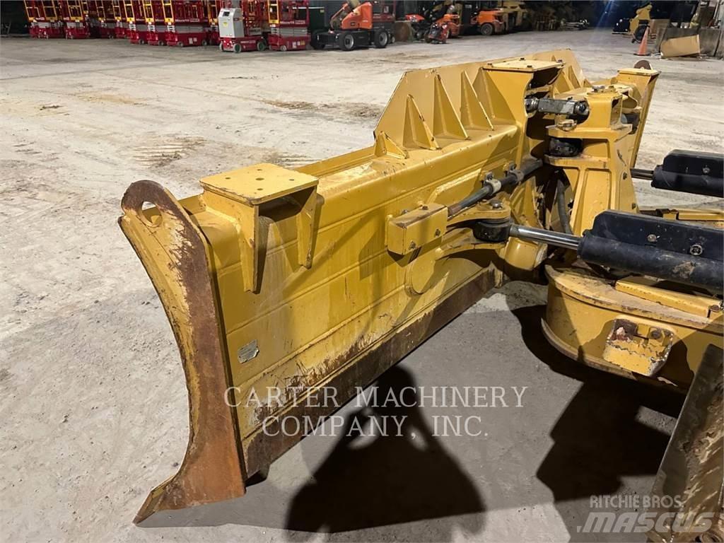 CAT D5-17VP 履帶推土機