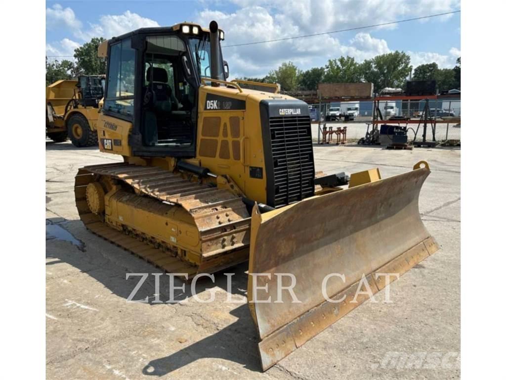 CAT D5K 履帶推土機