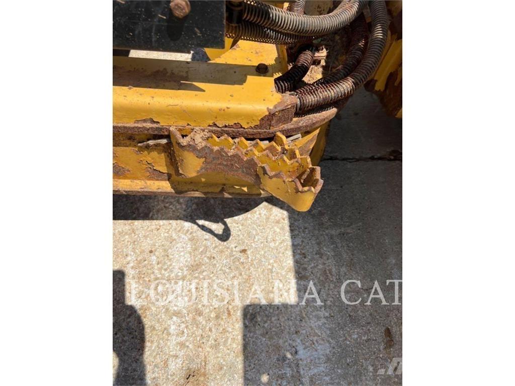 CAT D5K2 LGP 履帶推土機