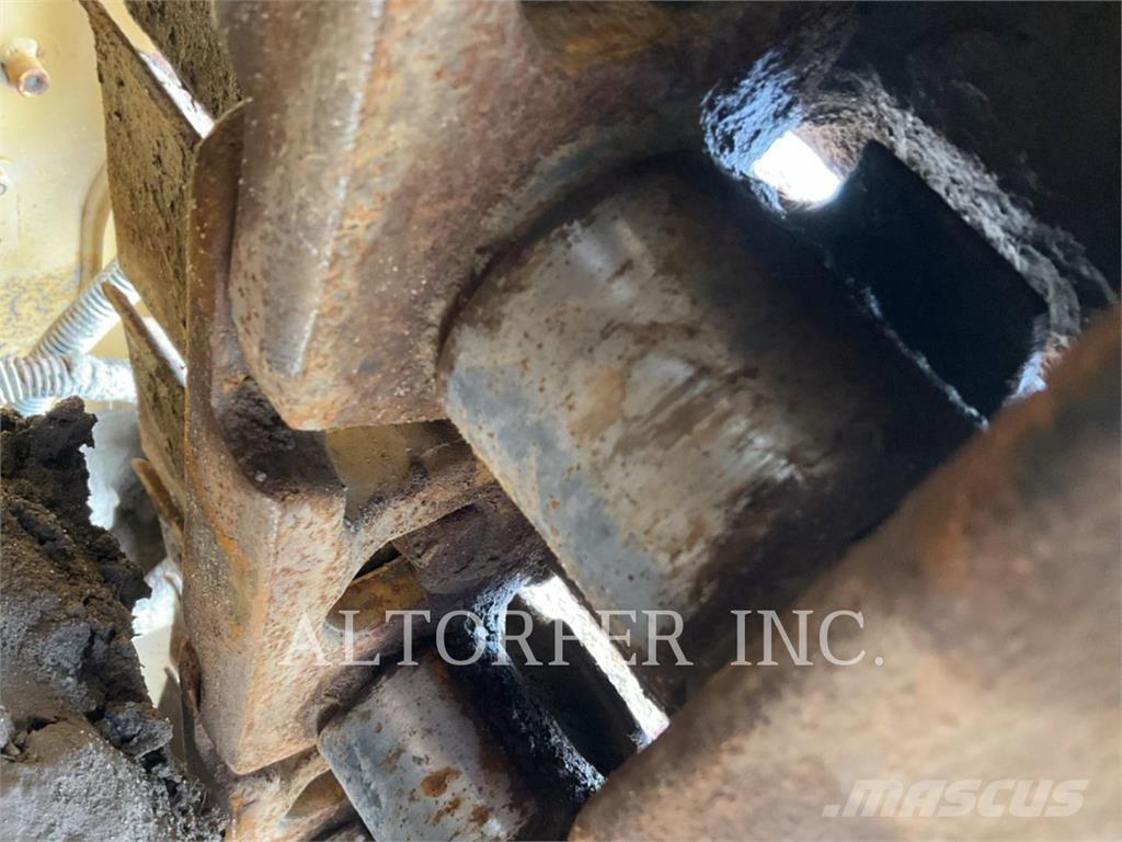 CAT D5K2 LGP3D 履帶推土機