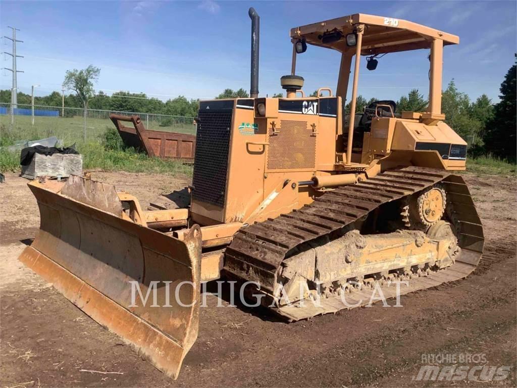 CAT D5ML 履帶推土機