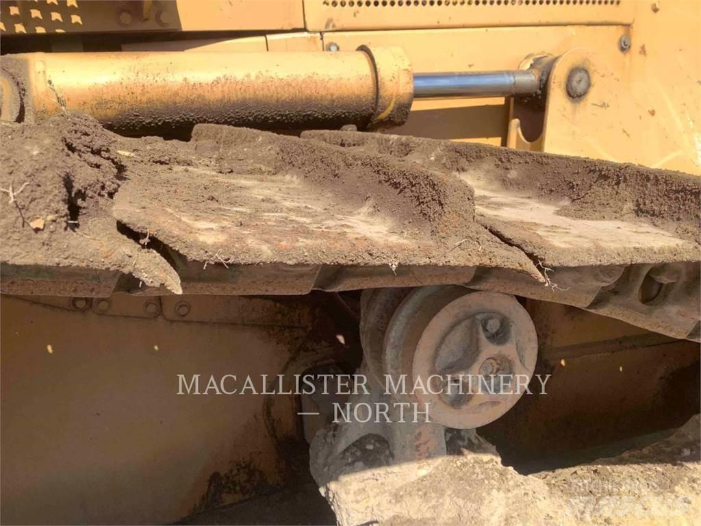 CAT D5ML 履帶推土機