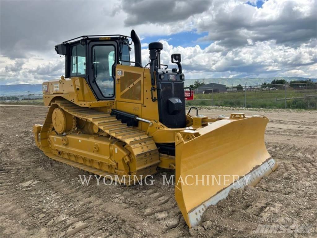 CAT D6 履帶推土機