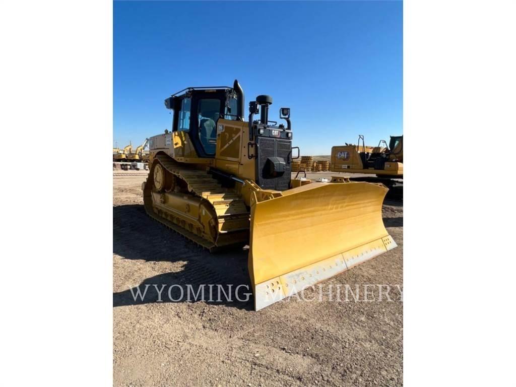 CAT D6 履帶推土機