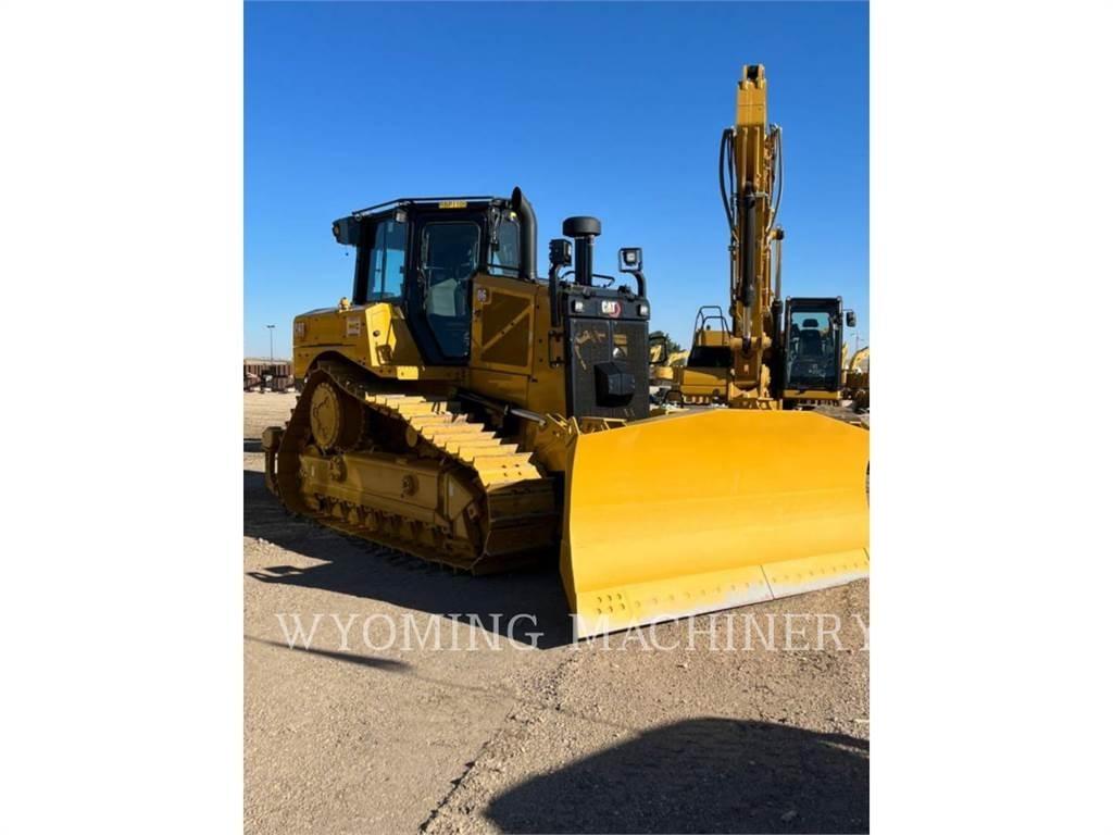 CAT D6 履帶推土機