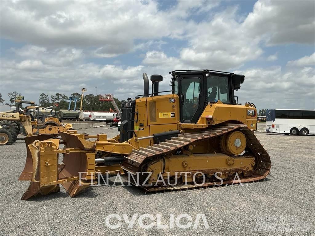 CAT D6 履帶推土機