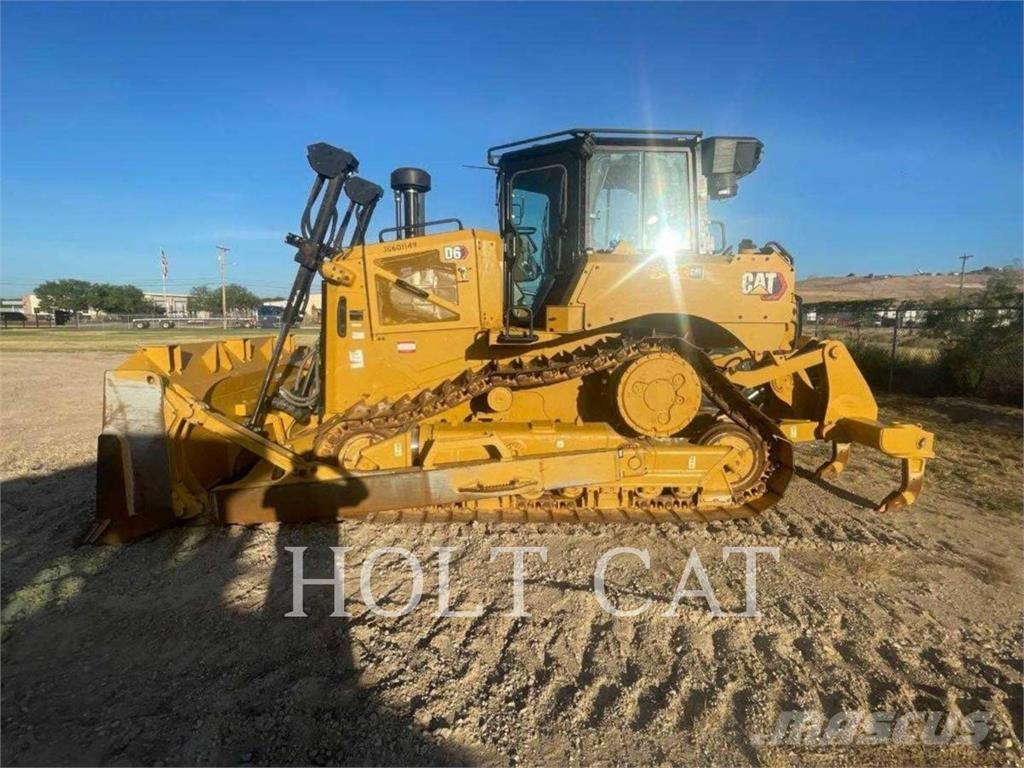 CAT D6 履帶推土機