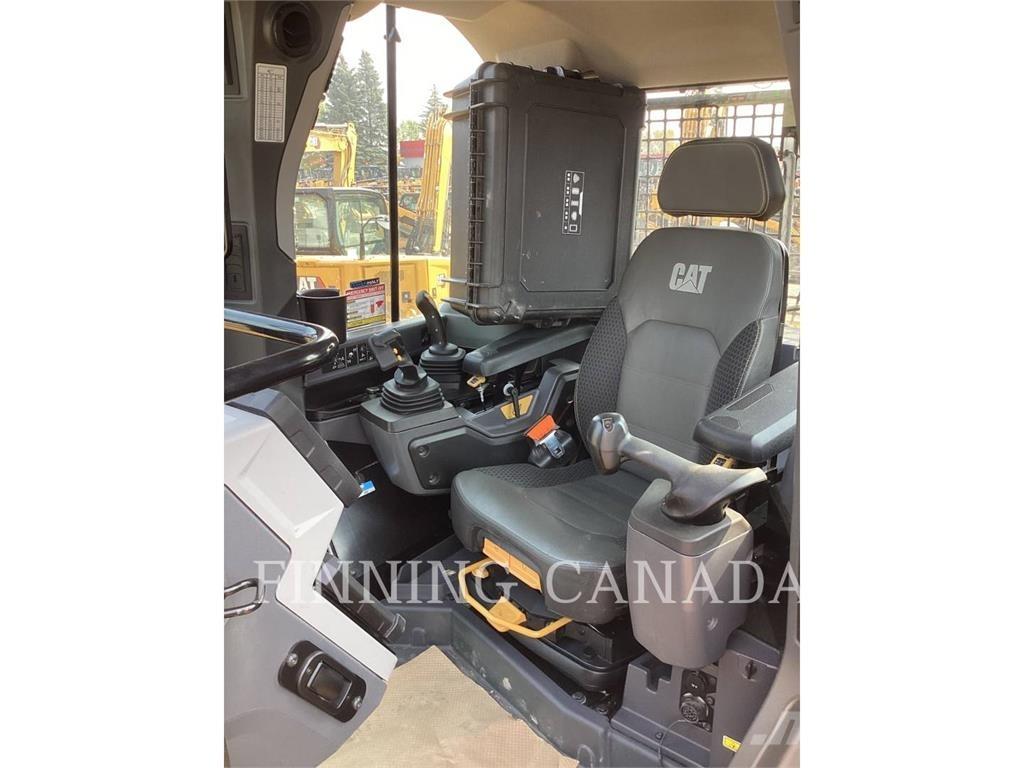 CAT D6-20 履帶推土機